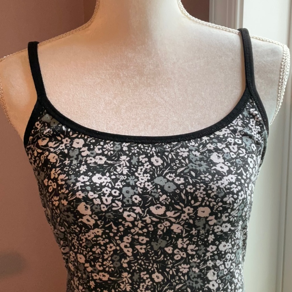 Pact floral camisole top M - Picture 2 of 4